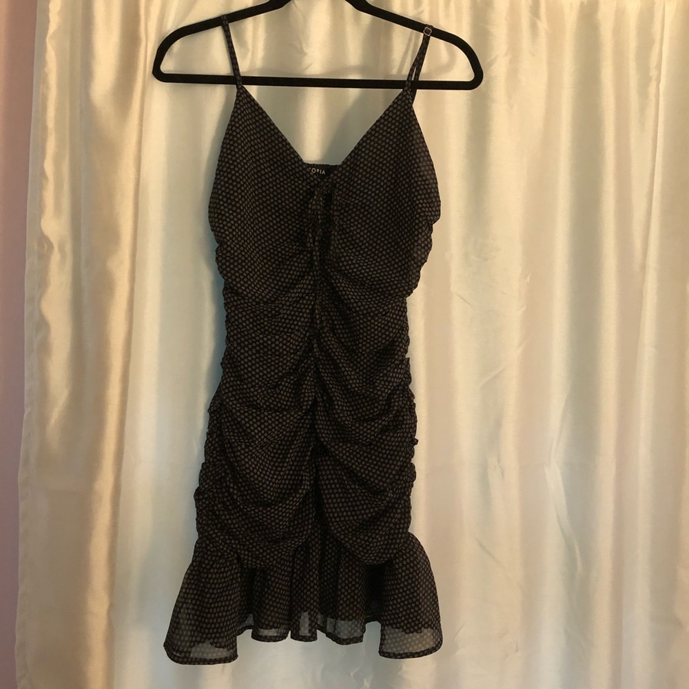 Toria boutique cocktail style black dress (XS/S)